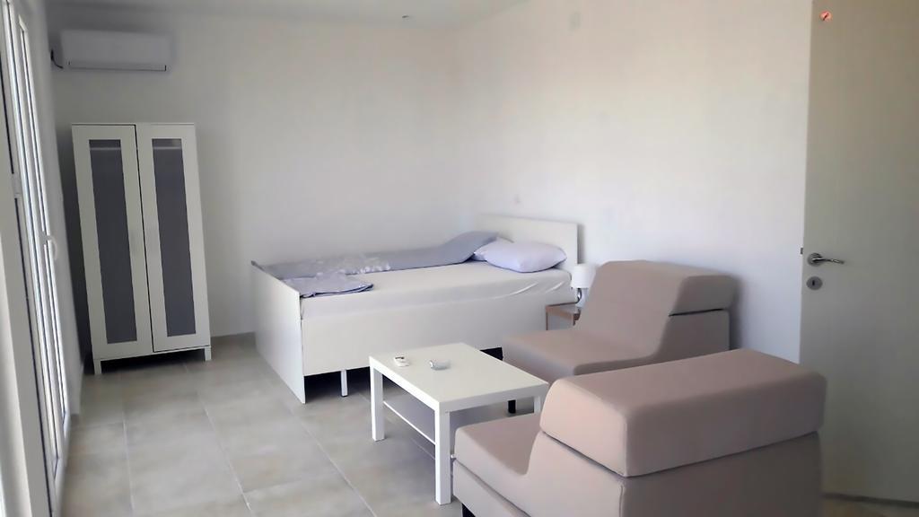 In Villa Guesthouse ซูโตมอเร ภายนอก รูปภาพ